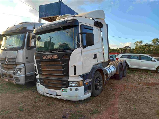 LOTE 005 R 440 A6X2 